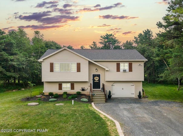 164 Heather Drive, Blakeslee, PA 18610
