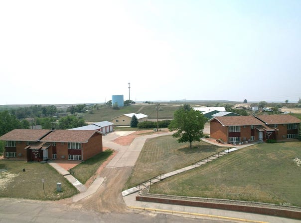 1206/1208 F. Ave, Circle, MT 59215