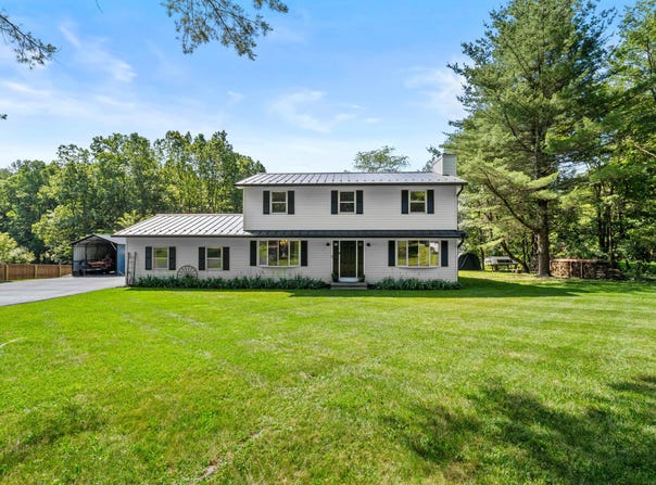 122 Meadow Pass, Saylorsburg, PA 18353