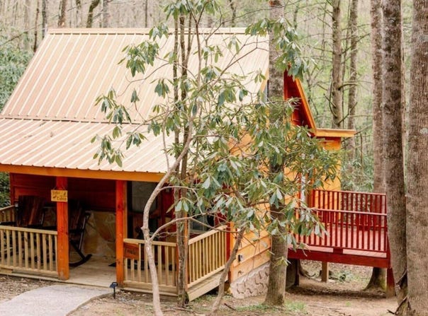 154 State Highway 143, Roan Mountain, TN 37687