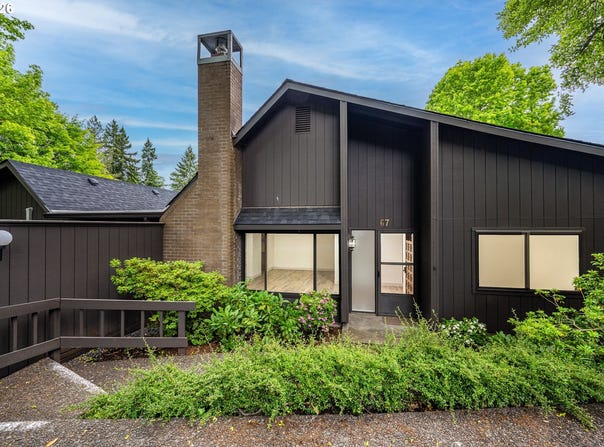 67 WESTBROOK Way, Eugene, OR 97405