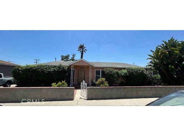 1220 W L Street, Wilmington, CA 90744