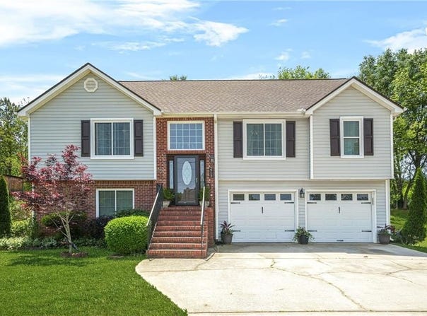 2713 Silver Queen Road, Ellenwood, GA 30294