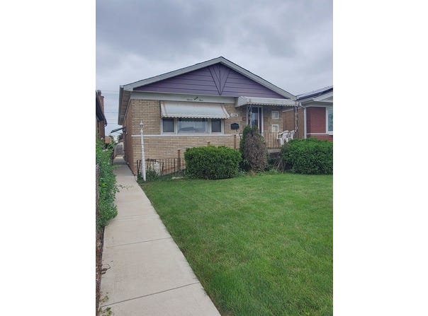 7734 Massasoit Avenue, Burbank, IL 60459