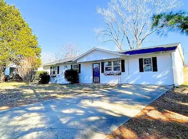 404 C Street, Seminole, OK 74864