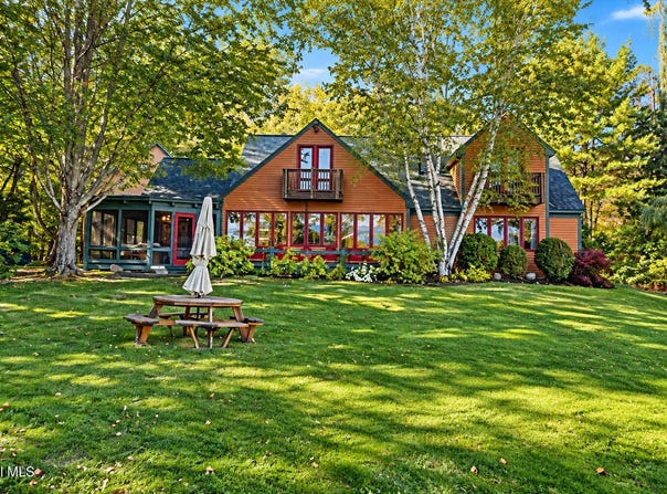 12 Lapham Road, Diamond Point, NY 12814