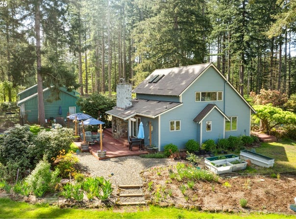 28272 S HULT RD, Beavercreek, OR 97004