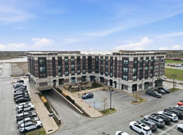 9610 N Centennial Drive, Munster, IN 46321