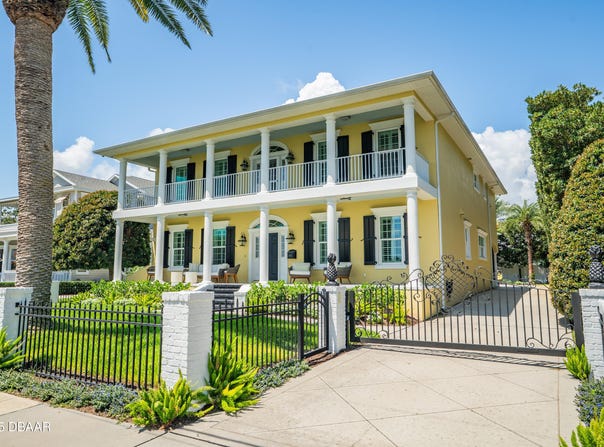 1212 S Riverside Drive, New Smyrna Beach, FL 32168