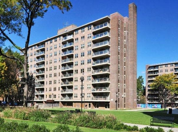 400 Cozine Ave, Brooklyn, NY 11207