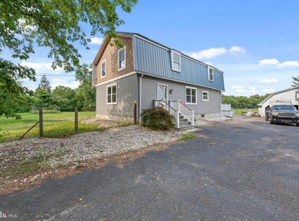 364 FORK BRIDGE ROAD, ELMER, NJ 08318