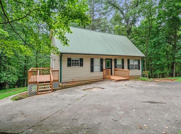 168 Ridgecrest Circle, Ellijay, GA 30540
