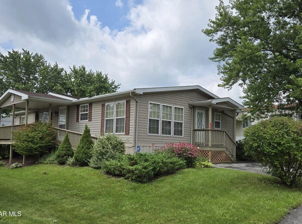 363 Ake Lane, Martinsburg, PA 16662