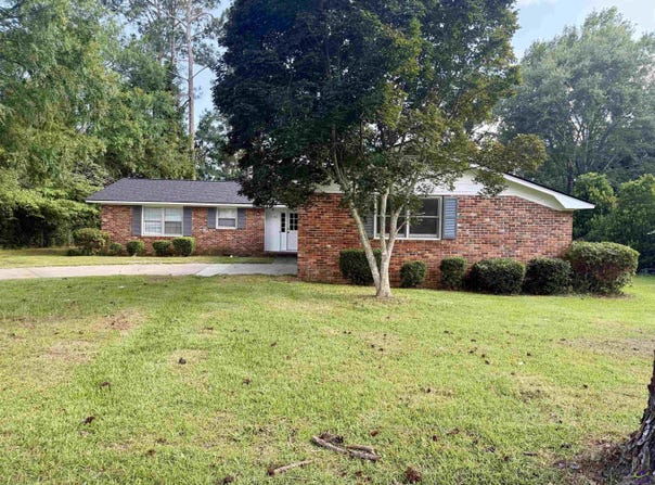 1100 Pine Needle Drive, Perry, GA 31069