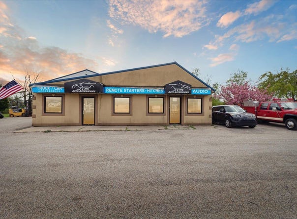 3159 Monroe Road, Alma, MI 48801-2276