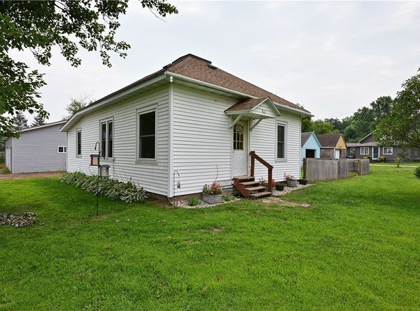 428 7th Street, Chetek, WI 54728
