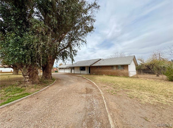 1713 E Cottonwood Lane, Mohave Valley, AZ 86440