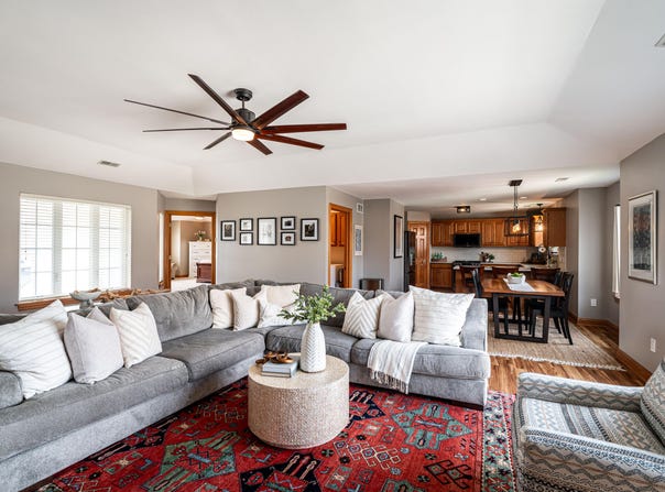 3300 Cedar Hollow Ct, Waukesha, WI 53188