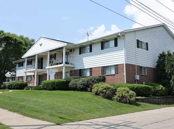 3479 S 91st St, Milwaukee, WI 53227