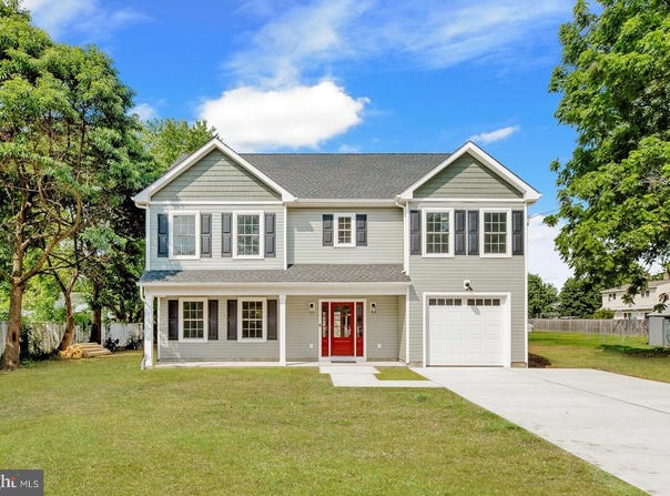 1805 GRIEB AVENUE, LEVITTOWN, PA 19057