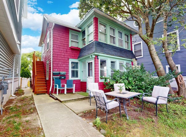 12 Walton Pl, Ocean City, NJ 08226