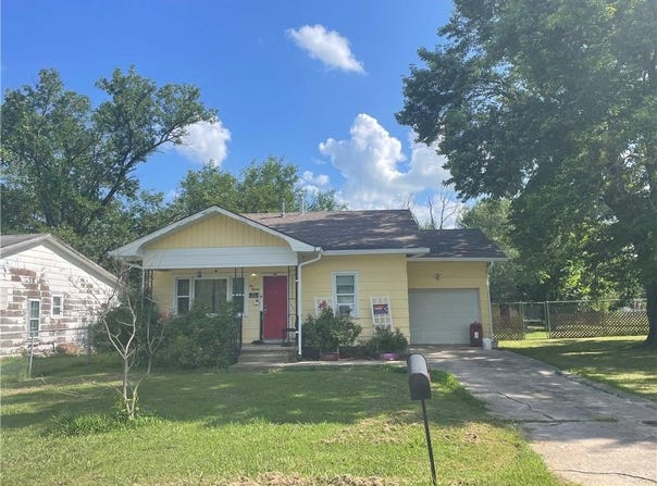 113 W Grace Boulevard, Coffeyville, KS 67337