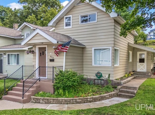 612 Roycroft, Kingsford, MI 49802