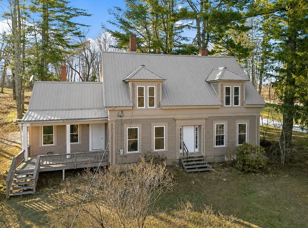 247 Winthrop Center Road, Winthrop, ME 04364