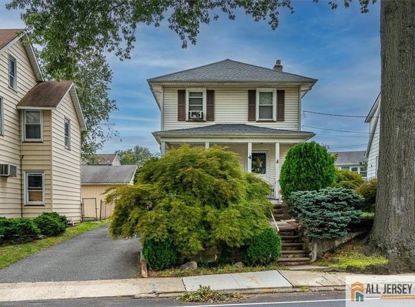 4 S Springfield Avenue, Springfield, NJ 07081