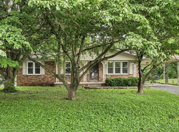 412 Colonial Terrace, Hopkinsville, TN 42240