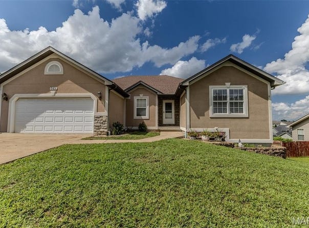 143 Lyle Curtis Circle, Waynesville, MO 65583