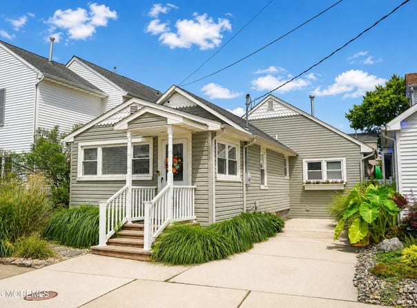 413 Union Avenue, Union Beach, NJ 07735