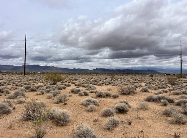 5 Ac. S Colorado Rd., Golden Valley, AZ 86413