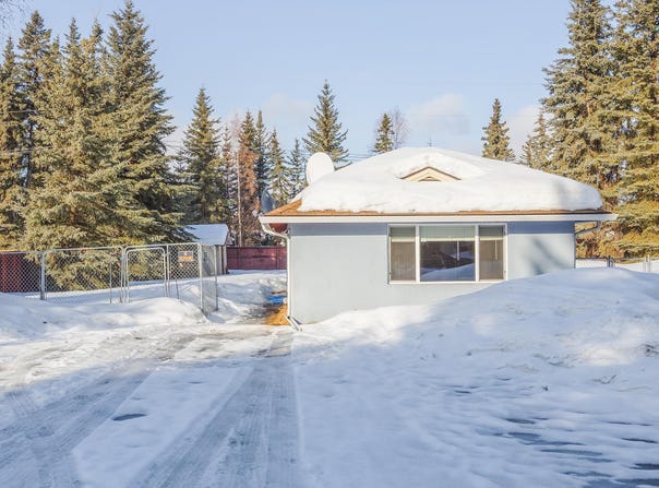 1804 CARIBOU WAY, Fairbanks, AK 99709