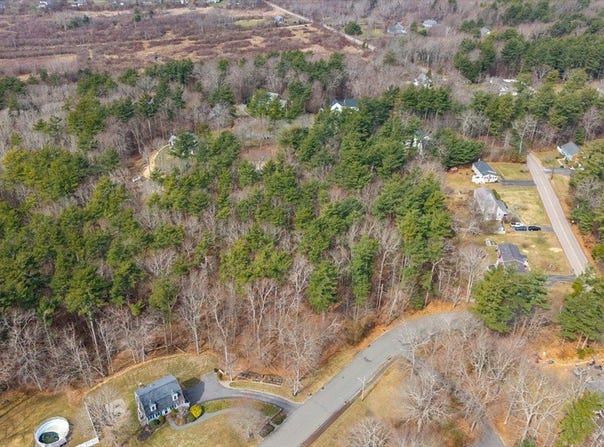 Wildwood Pl, Bridgewater, MA 02324