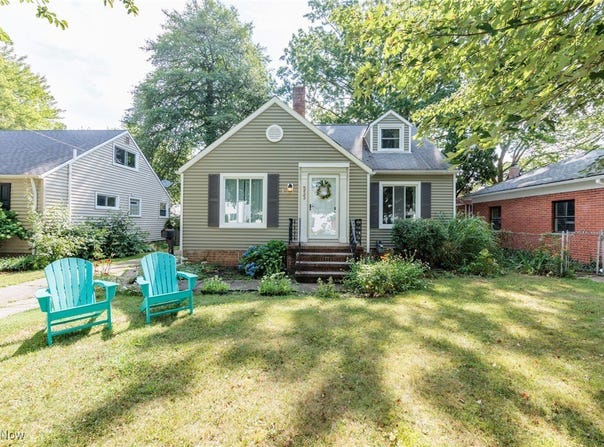 533 Kenilworth Road, Bay Village, OH 44140