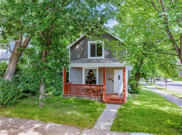 2700 Aldrich Avenue N, Minneapolis, MN 55411