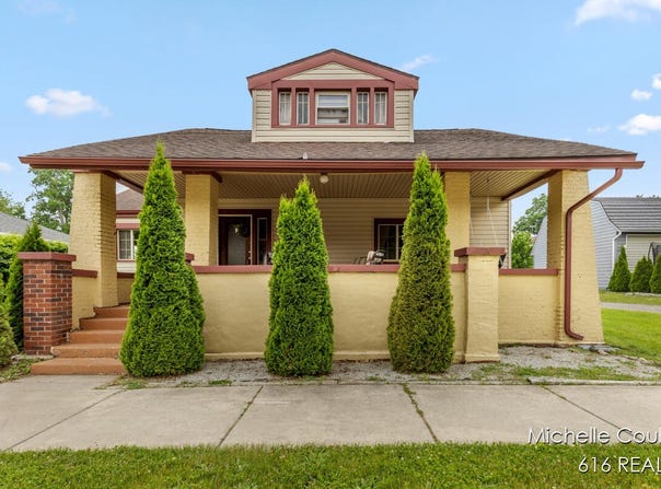 626 Academy Street, Portland, MI 48875