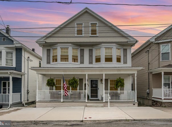 236 VIRGINIA AVENUE, SHENANDOAH, PA 17976