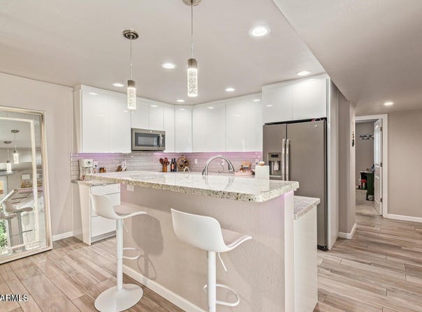 5913 E THOMAS Road, Scottsdale, AZ 85251