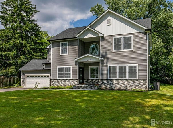 237 Varsity Avenue, West Windsor, NJ 08540
