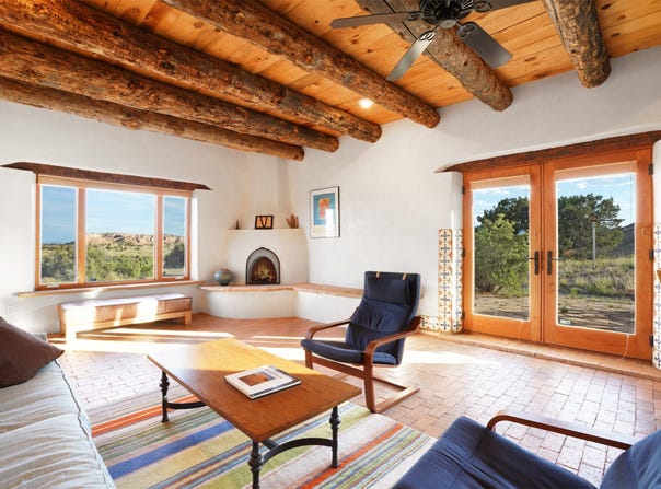 21 Canjilon Street, Abiquiu, NM 87510