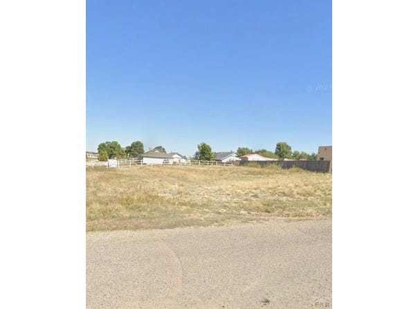 705 E Springmont Dr, Pueblo West, CO 81007