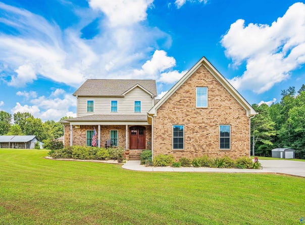 25956 Hunter Gates Road, Lester, AL 35647