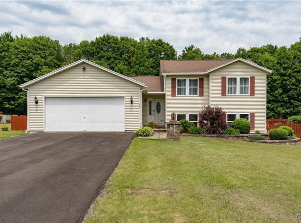 40 Phyllis Lane, Hastings, NY 13076