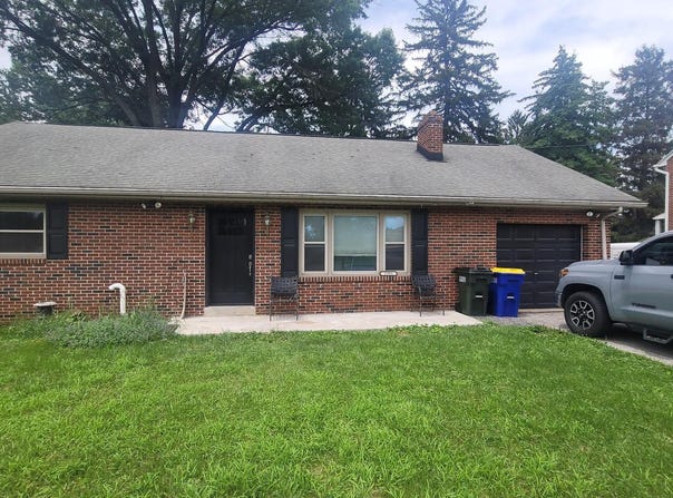 2381 SUNSET LANE, YORK, PA 17408