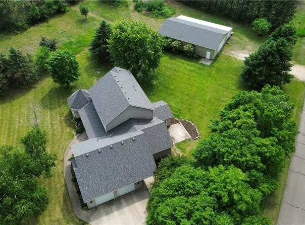 1470 Sims Road NW, Oak Grove, MN 55011