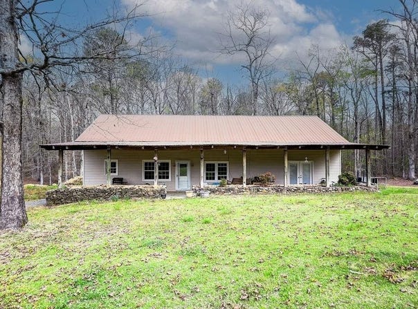 260 Lovers Lane NE, Armuchee, GA 30105