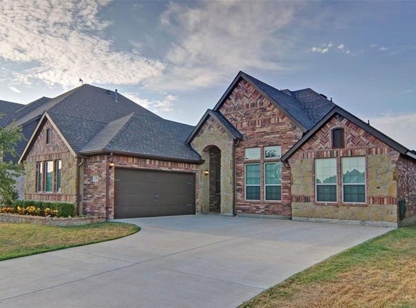 219 Spruce Valley Drive, Justin, TX 76247