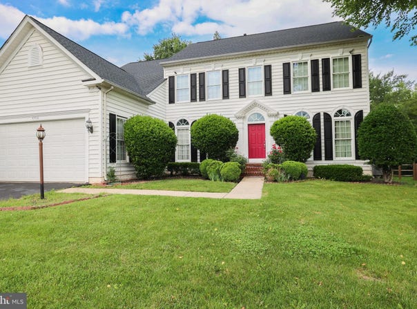47436 MIDDLE BLUFF PLACE, STERLING, VA 20165